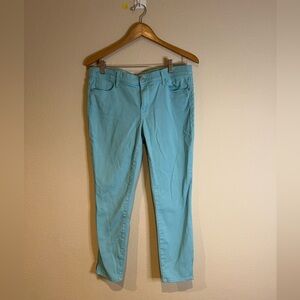 Dkny jeans city skinny blue cropped pants 10
